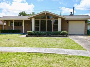 1304 Camden Rd, Pasadena, TX 77502