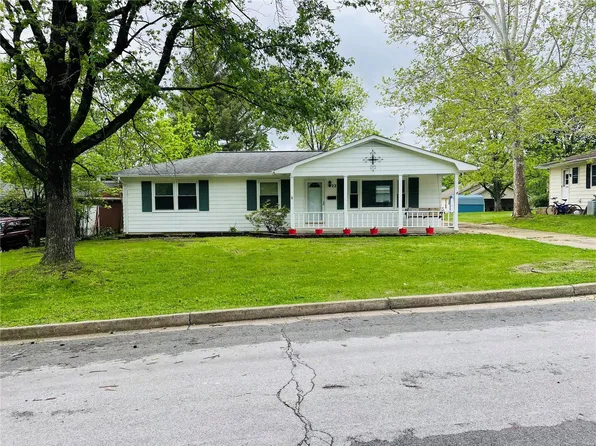 22 Hawthorne Rd, Rolla, MO 65401