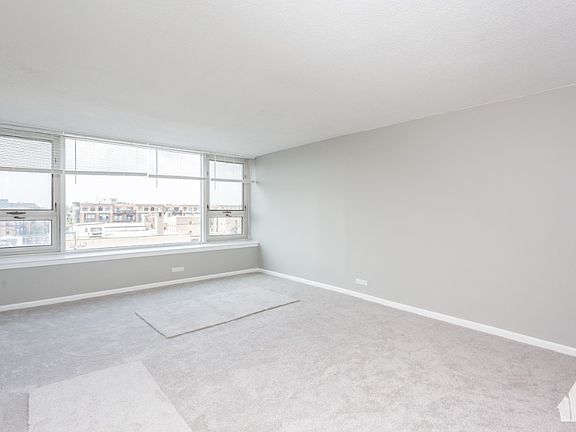 3rd image of 2728 N Hampden Ct APT 604B