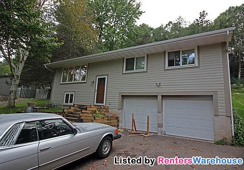 2nd image of 370 Quehl Ave N