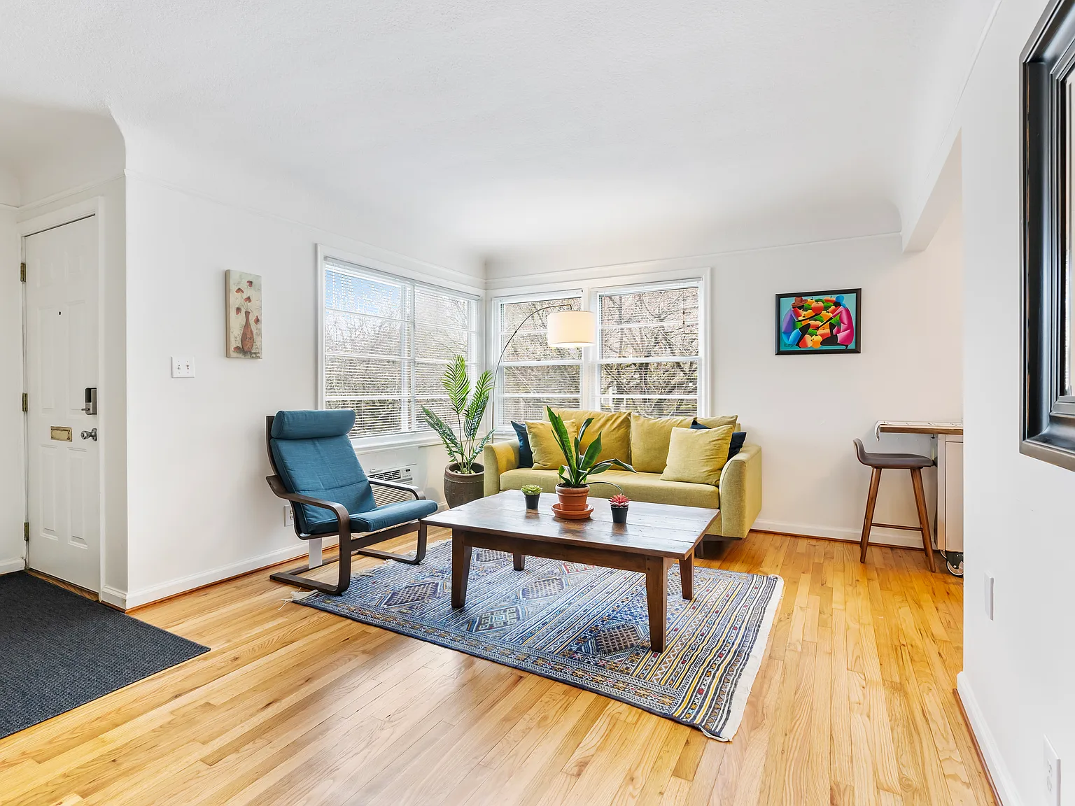 2 bed, 779 sqft, $2,100 — Photo 4