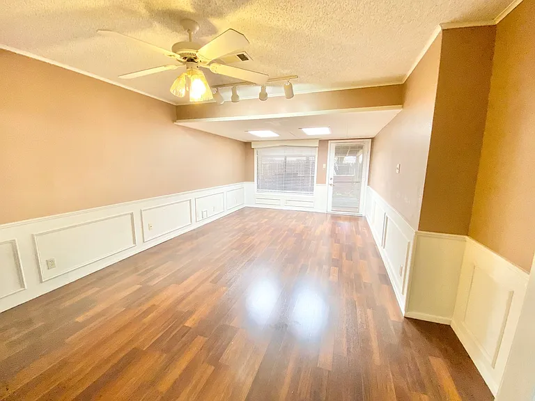 5714 Louise Way Dr — Photo 16