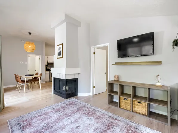 4691 S Montego Pl, Millcreek, UT 84117