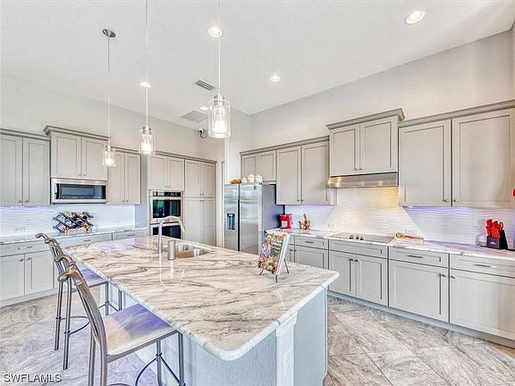 4th image of 17031 Espana Cir