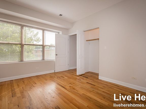 5th image of 7227 N Rogers Ave APT G