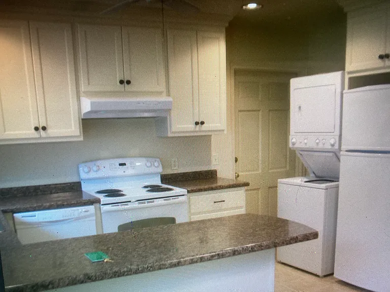 501 Milledge Rd #19C — Photo 7