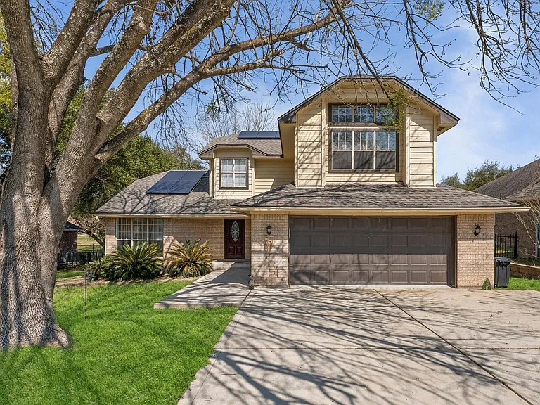 228 April Waters Dr W — Photo 1