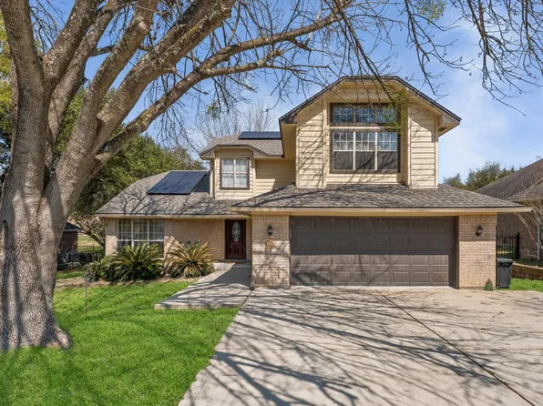 228 April Waters Dr W, Montgomery, TX 77356