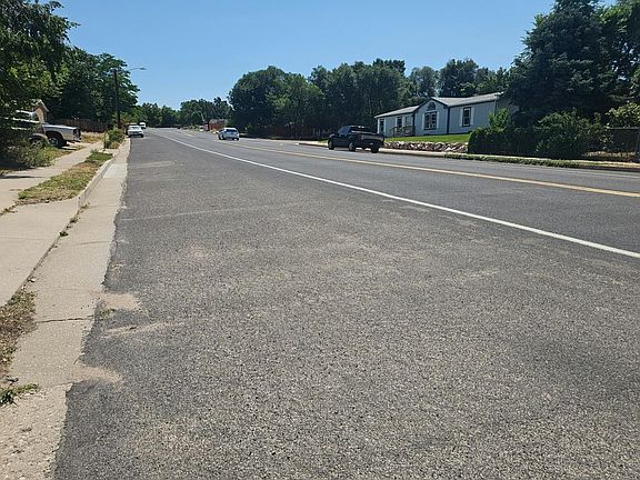 4th image of 304 Comanche Village Dr