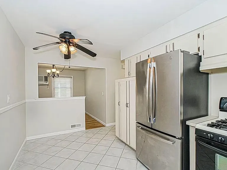 292 Chesterton Ave #1F — Photo 5