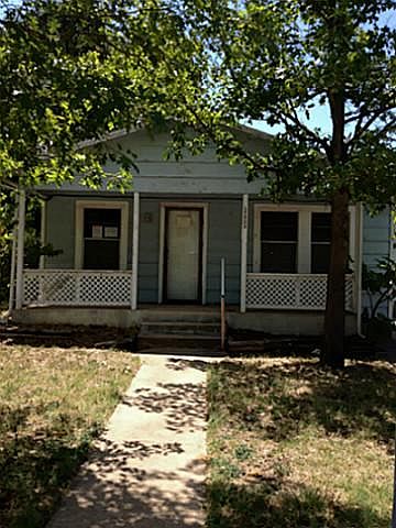 1st image of 3225 Chippewa Trl