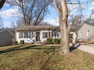 5434 Sherwood Dr, Roeland Park, KS 66205