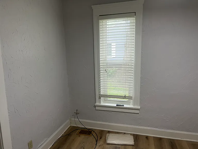 1628 Oakes Ave #1 — Photo 3
