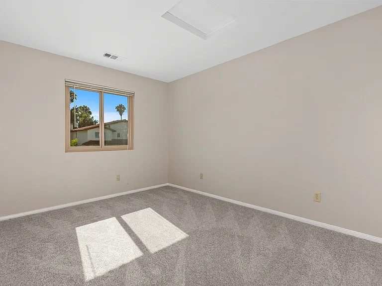6728 Antilope St — Photo 43