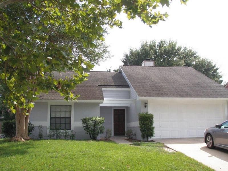 1st image of 1063 Weaver Dr