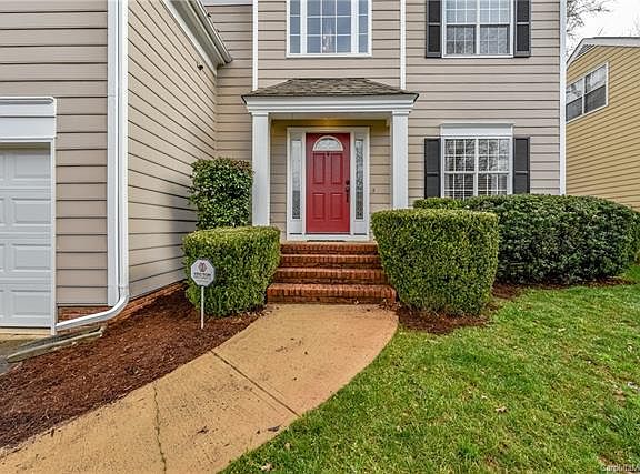 2nd image of 6407 Rosebriar Ln