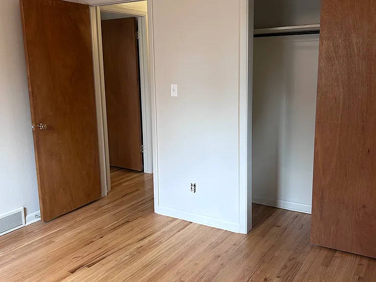 2208 Stanford Rd — Photo 9