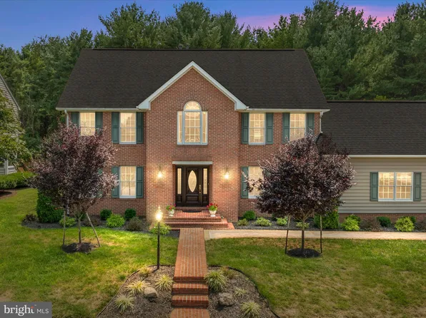1961 Kathy Ct, Winchester, VA 22601