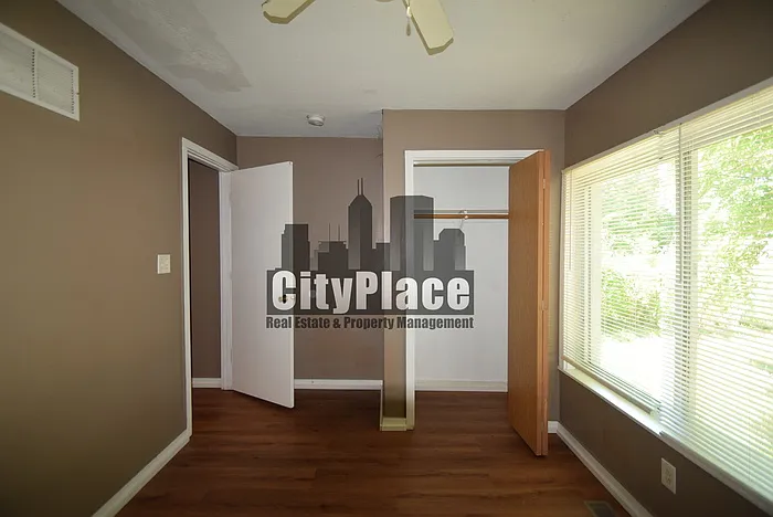 1458 W Congress Ave — Photo 15