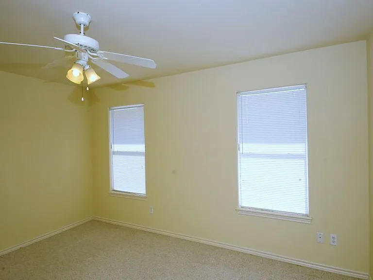 13933 Jacktar St — Photo 23