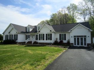 850 Richmond Hill Rd, Warsaw, VA 22572