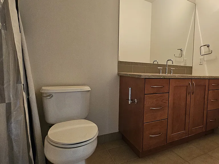 10610 NE 9th Pl — Photo 16
