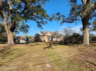 5378 Menge Ave, Pass Christian, MS 39571