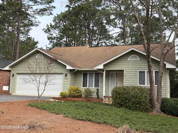 170 Salem Dr, Pinehurst, NC 28374