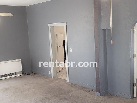 4th image of 547 East St