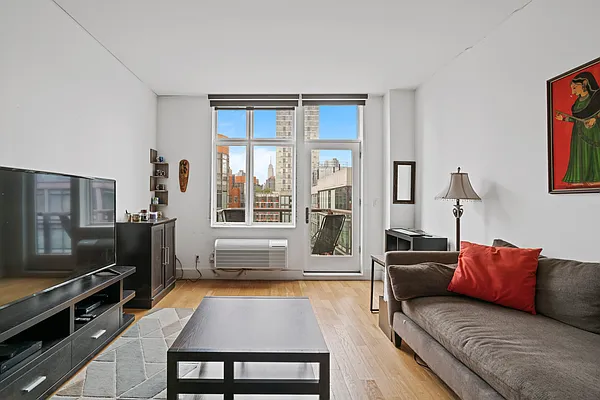 Rented by Nest Seekers International | media 16