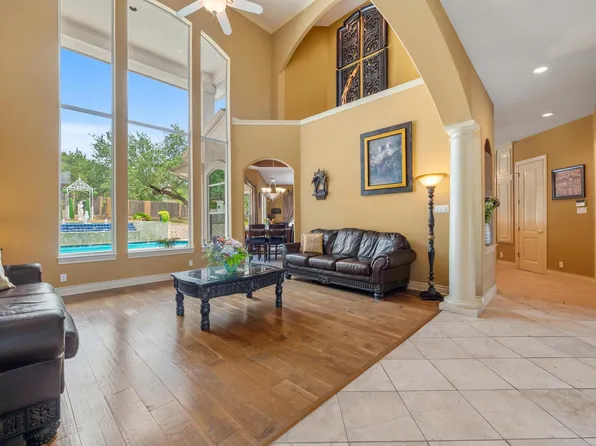 10912 Centennial Trl, Austin, TX 78726