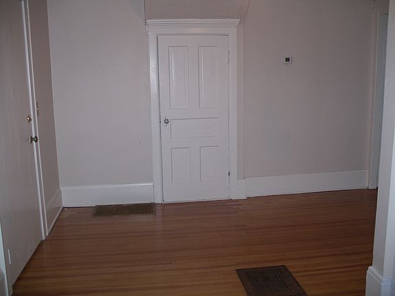 Entry Foyer