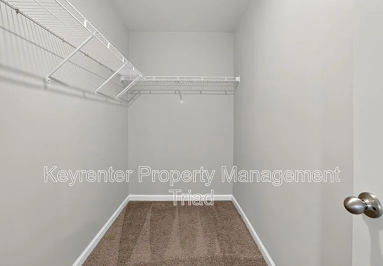 5109 Black Forest Dr — Photo 28