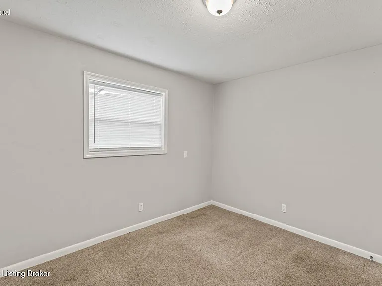 3217 Fordhaven Rd #5 — Photo 8