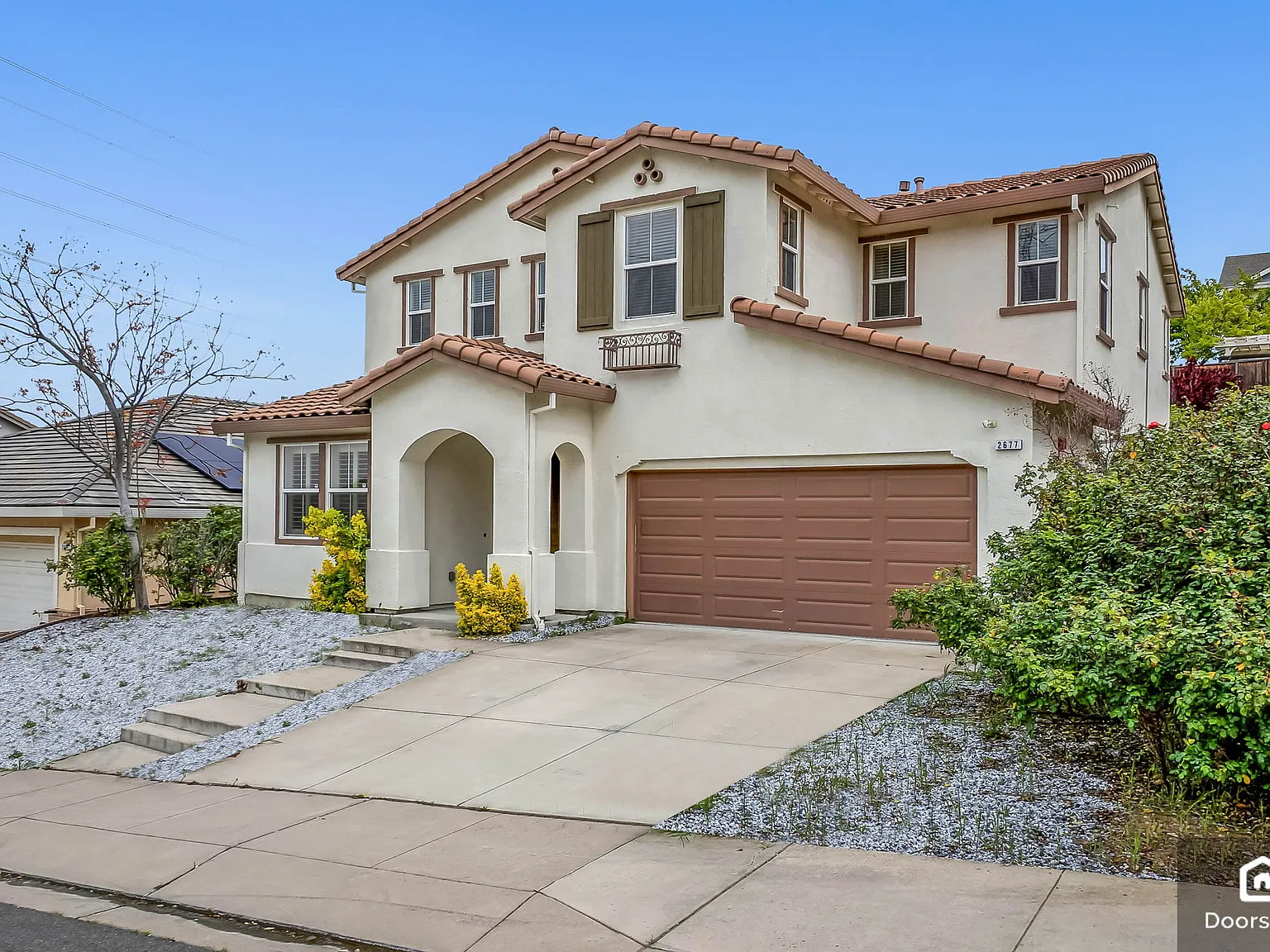 5 bed, 3.0 bath, 2810 sqft, $4,100 — Photo 3