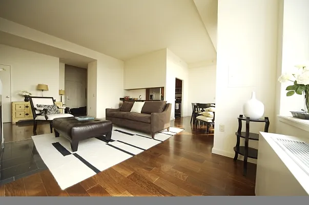 Sold by MNS | media 7