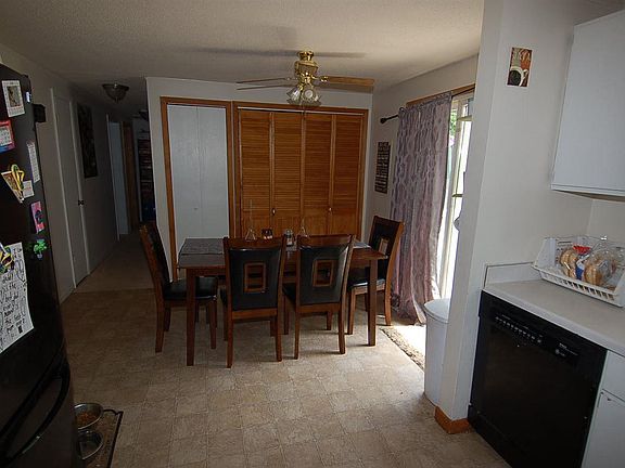 5th image of 7062 Willow Dr