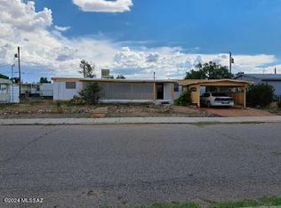 688 E Lesli Dr, Benson, AZ 85602