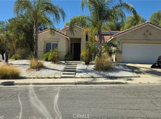 31600 Saddle Ridge Dr, Lake Elsinore, CA 92532