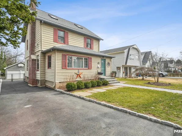 105 Grove Ave, Verona, NJ 07044