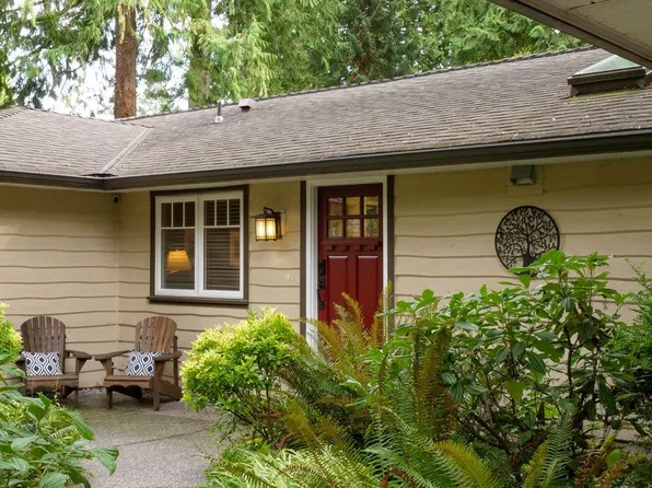 2268 Broadway E #504, Vancouver, BC V6K 0B2