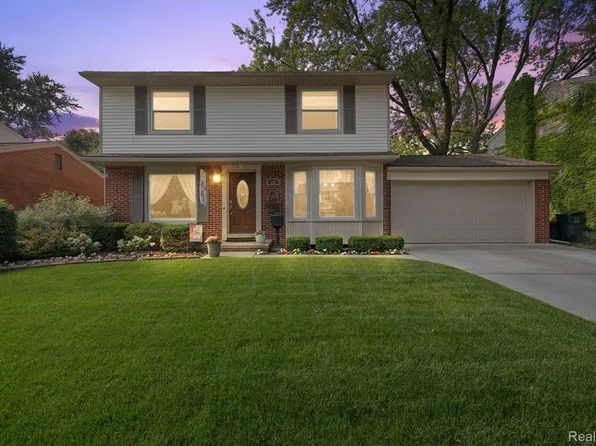 608 Shenandoah Dr, Clawson, MI 48017