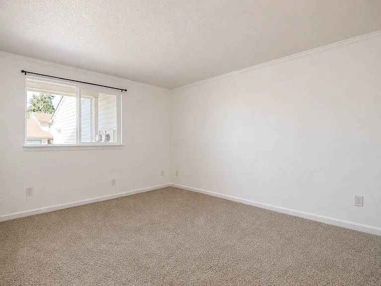 510 SE 157th Ave #35 — Photo 16