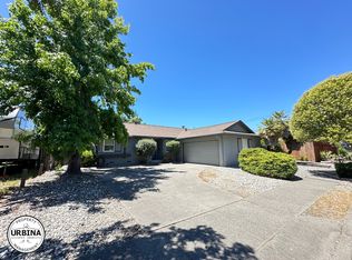 2618 Sage St, Santa Rosa, CA 95405