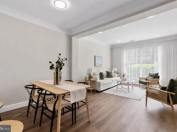 501 Hungerford Dr APT P96, Rockville, MD 20850