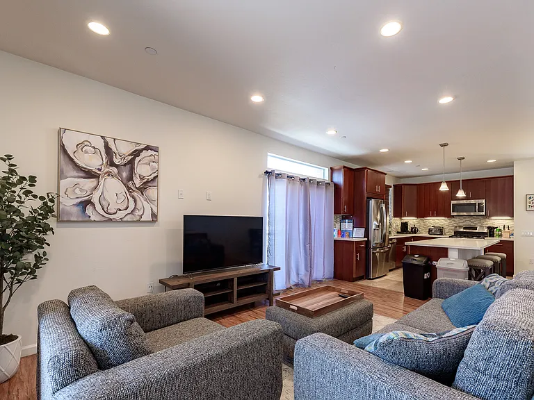 4221 Idaho St — Photo 13