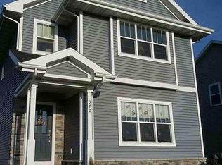 370 S Legacy Way, Sun Prairie, WI 53590