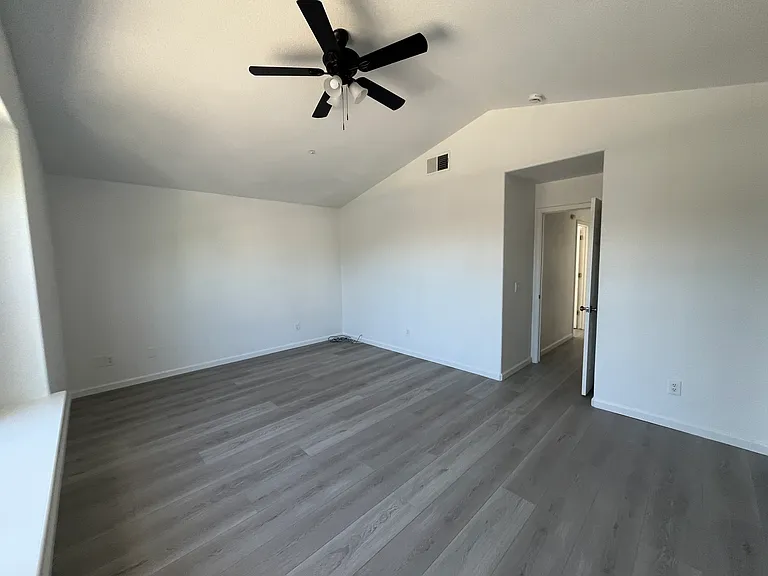 1867 Olvera Dr — Photo 24