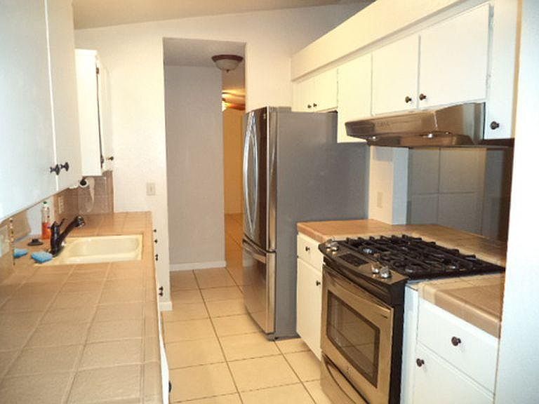 2nd image of 1520 N Beverly St