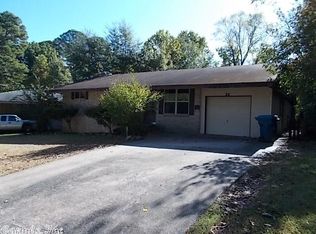 24 Berkshire Dr, Little Rock, AR 72204